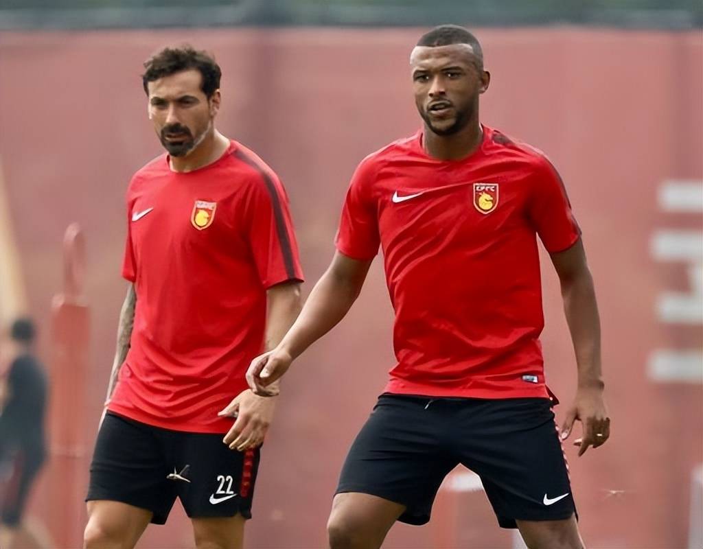 传奇！“中超水货”今天欧冠再破门：已拿3个金靴3个银靴！