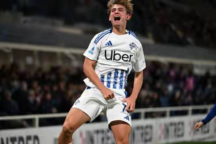 穆帅2年神迹！罗马登顶意甲+留5000万转费会谜题，利物浦看懂了吗？